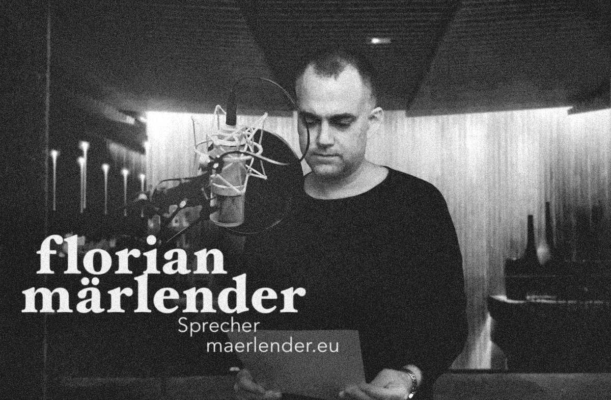 Professioneller Sprecher Florian Märlender im Studio